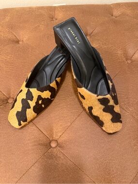 Gianni Bini Animal Print Pattern (bovine hair) Slip-On Mule in Tan and Black